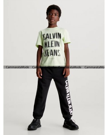 Calvin Klein bambini LOGO BIG - Pantaloni sportivi in felpa nero